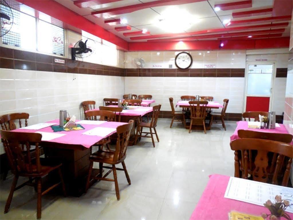 Hotel Caveri Madikeri Bagian luar foto